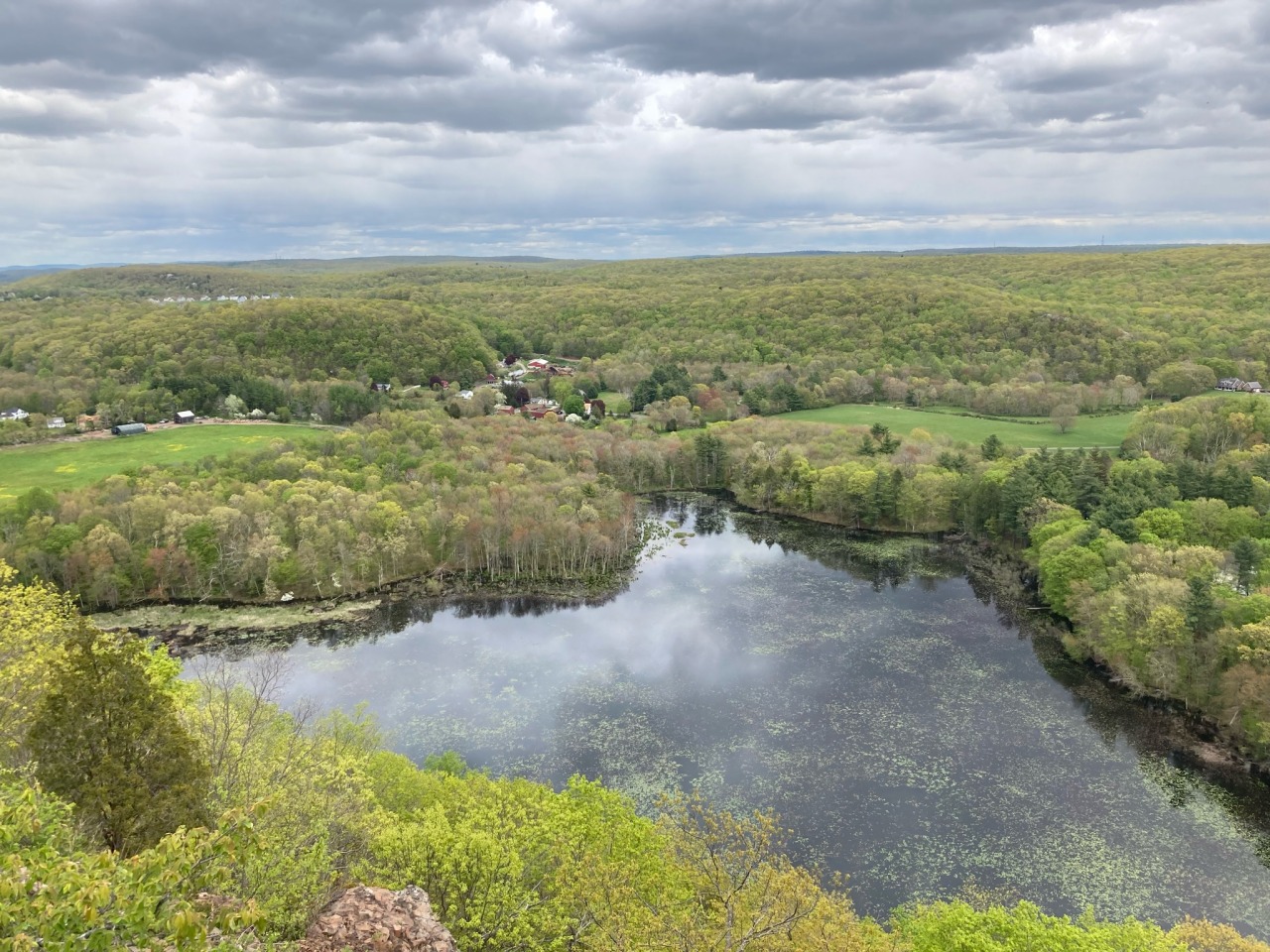 Mattabesett Trail Part 6